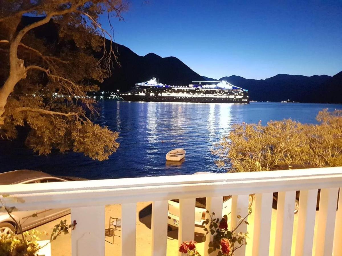 Montenegro Apartmant'S Kotor Ruang foto