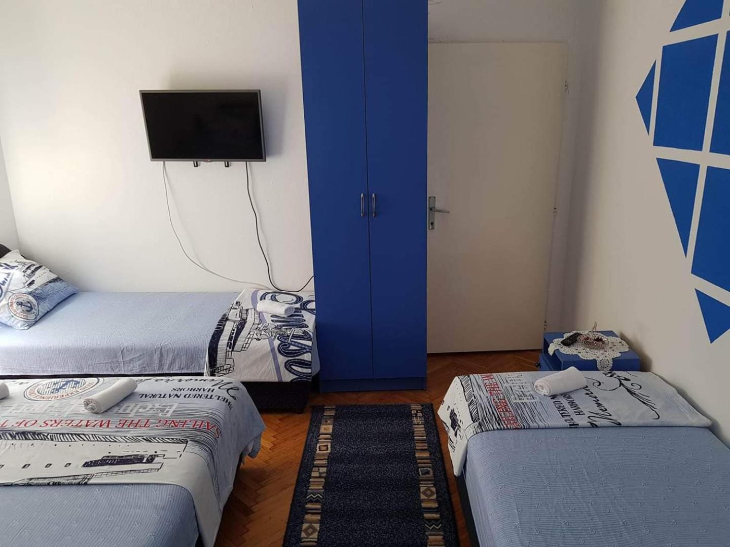 Montenegro Apartmant'S Kotor Ruang foto